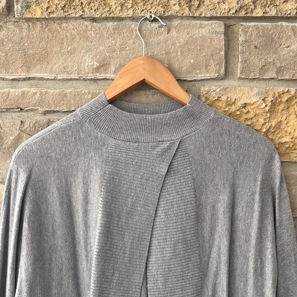 The Limited Light Grey Mock Turtleneck Sweater With Open Back Size Large - Picture 10 of 13